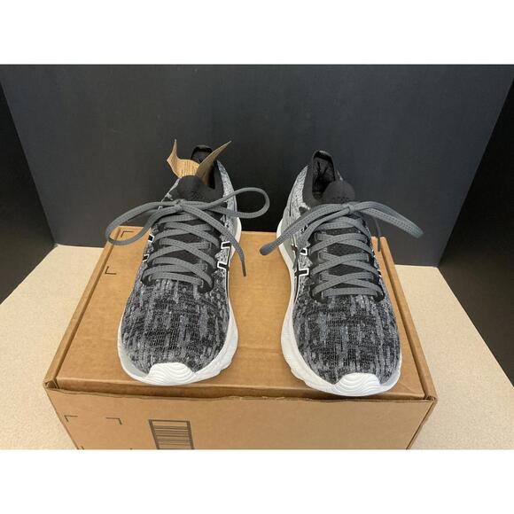 New! Womens Asics Gel-Nimbus 23 Sheetrock/Black Running Shoes. Size 8.5. Awesome - Picture 2 of 8